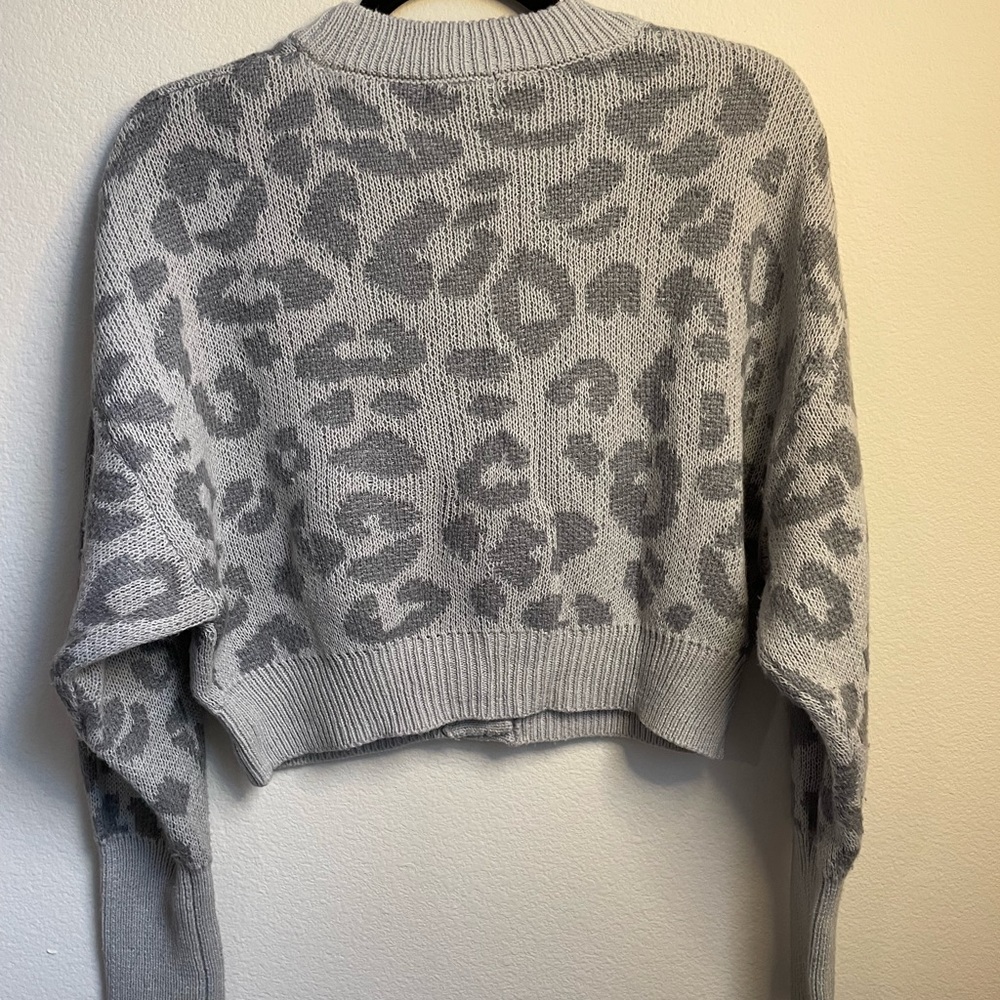 Get 20% Off Wild Fable Button Down Leopard Print … - image 2